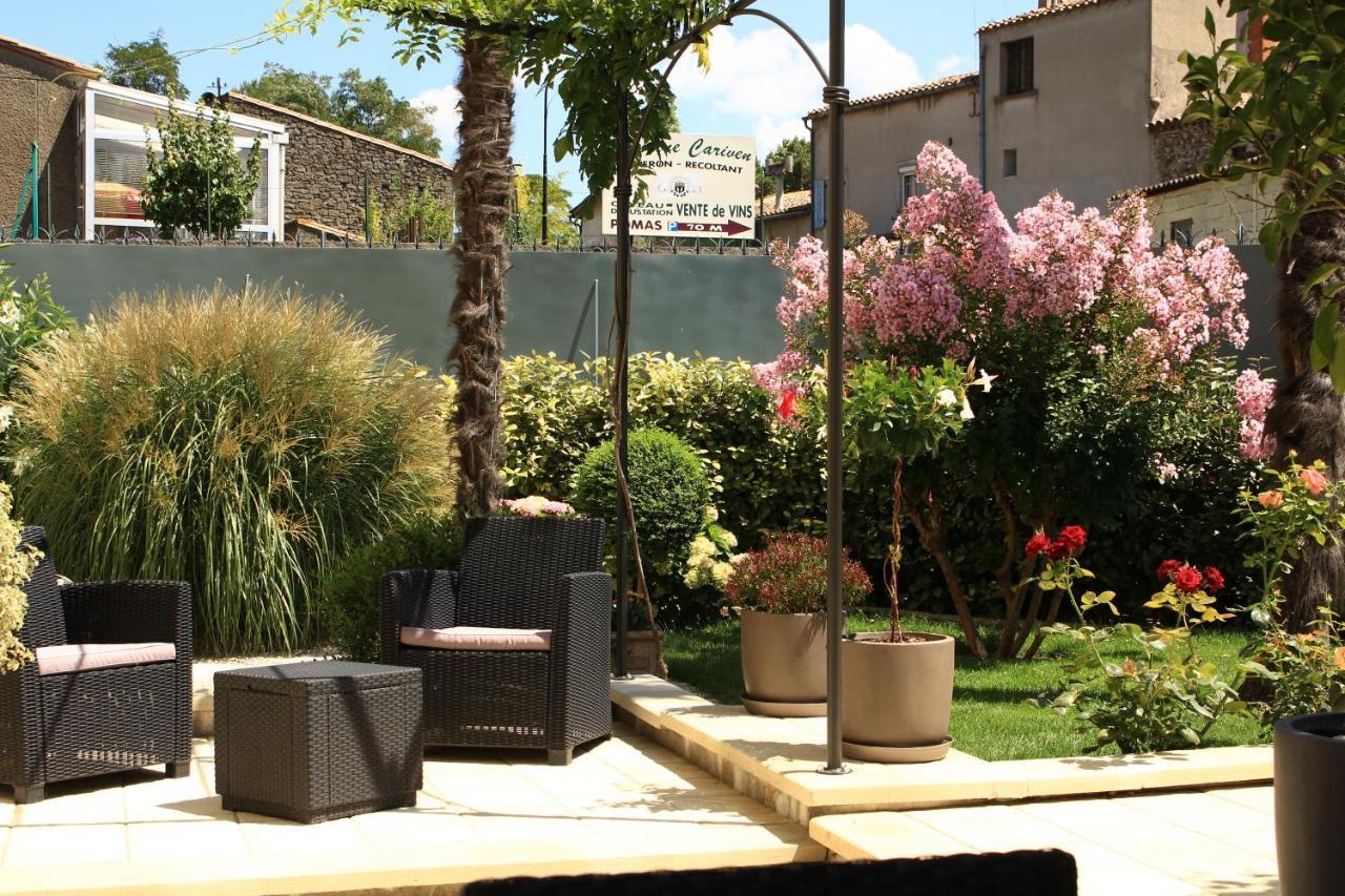 La Glycine Blanche Hotel Pomas Bagian luar foto
